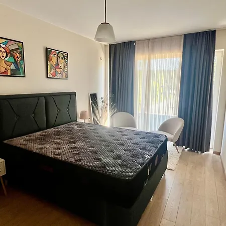 Venus Apartment *